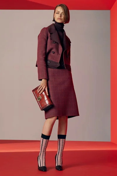 Look 10